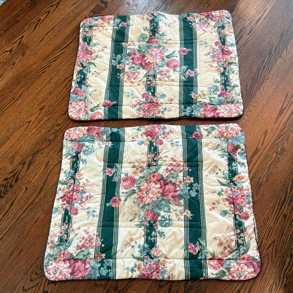 Pair VTG Croscill Floral Quilted Pillow Shams Green Pink Cottagecore Feminine